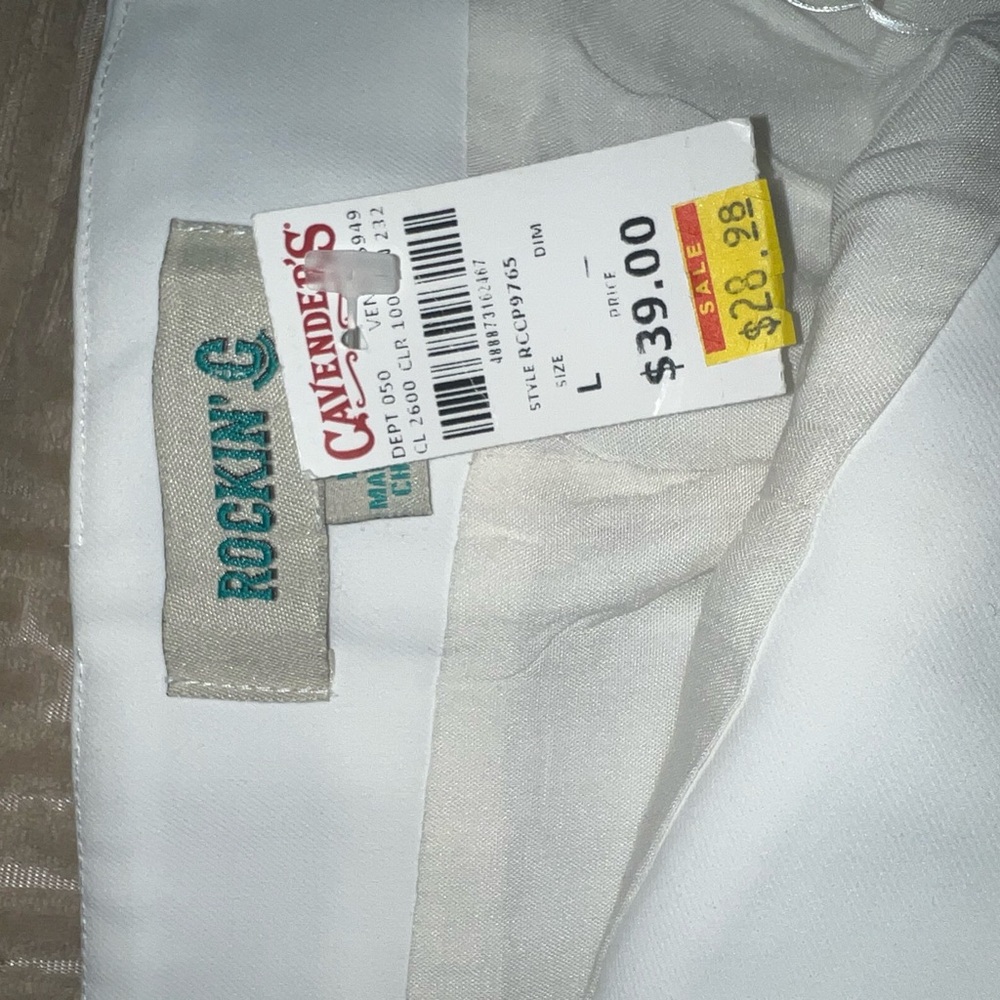 Brand new Rockin C High-Waist White Pull-On Women's Shorts zip on side #221 - Picture 4 of 5
